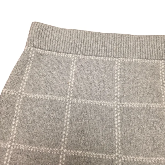 A New Day Gray Sweater Skirt Size L - Picture 3 of 10